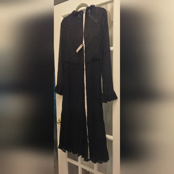 Ieena for Mac Duggal Black Embroidered Long Sleeve Ruffle Dress - Picture 10 of 10